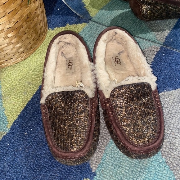 135. UGG size 7 women Rylee Glitter Brown Leopard Print Moccasin Slippers - Picture 6 of 8